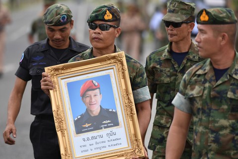Thế giới trong tuần qua ảnh: phụ nữ Trung Quốc biến thành người ngoài hành tinh khi tắm biển - Ảnh 2. Thế giới trong tuần qua ảnh: phụ nữ Trung Quốc biến thành người ngoài hành tinh khi tắm biển - Ảnh 2.