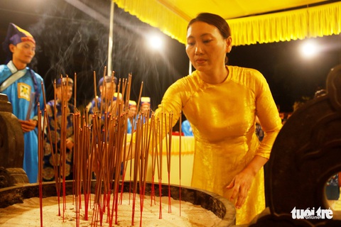 Tái hiện lễ tế đàn Âm hồn theo nghi thức dưới triều Nguyễn ở Huế - Ảnh 7. Tái hiện lễ tế đàn Âm hồn theo nghi thức dưới triều Nguyễn ở Huế - Ảnh 7.
