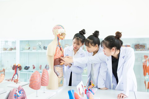 ĐH Phan Châu Trinh với diện mạo mới - Ảnh 4. ĐH Phan Châu Trinh với diện mạo mới - Ảnh 4.