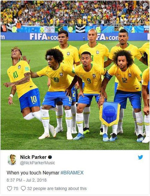 Fan chế Neymar: Từ cầu thủ thành diễn viên lăn và anh bán gà rán - Ảnh 4. Fan chế Neymar: Từ cầu thủ thành diễn viên lăn và anh bán gà rán - Ảnh 4.