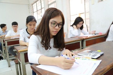 Hơn 4.500 thí sinh thi đánh giá năng lực vào ĐH Quốc gia TP.HCM - Ảnh 2. Hơn 4.500 thí sinh thi đánh giá năng lực vào ĐH Quốc gia TP.HCM - Ảnh 2.