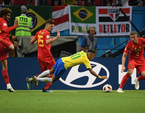 Chú bé chăn cừu Neymar biến World Cup thành Euro - Ảnh 4. Chú bé chăn cừu Neymar biến World Cup thành Euro - Ảnh 4.