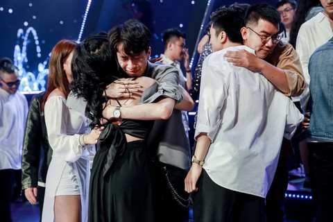 The Debut - Hương Tràm thất vọng, Trish Lương to tiếng với Kim Hoàng - Ảnh 11. The Debut - Hương Tràm thất vọng, Trish Lương to tiếng với Kim Hoàng - Ảnh 11.