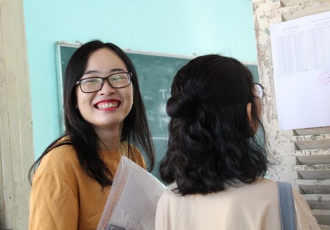 Có thí sinh tại Quảng Nam đạt 9,75 điểm môn văn - Ảnh 1. Có thí sinh tại Quảng Nam đạt 9,75 điểm môn văn - Ảnh 1.