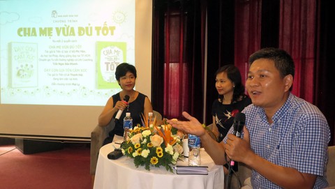 Dạy con gọi tên cảm xúc: Hãy trở thành những bậc cha mẹ vừa - đủ - tốt - Ảnh 1. Dạy con gọi tên cảm xúc: Hãy trở thành những bậc cha mẹ vừa - đủ - tốt - Ảnh 1.