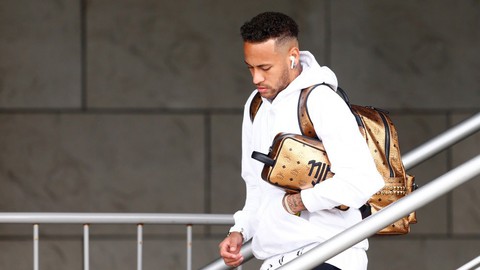 Neymar ra về: Khoảnh khắc buồn nhất trong sự nghiệp của tôi - Ảnh 3. Neymar ra về: Khoảnh khắc buồn nhất trong sự nghiệp của tôi - Ảnh 3.