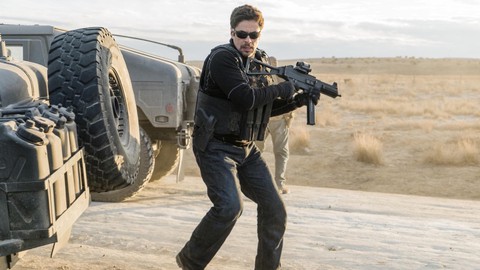 Đầy ắp súng đạn bạo lực và chiêu bẩn trong Sicario 2: Soldado - Ảnh 4. Đầy ắp súng đạn bạo lực và chiêu bẩn trong Sicario 2: Soldado - Ảnh 4.