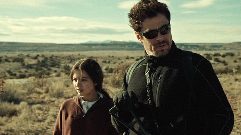 Đầy ắp súng đạn bạo lực và chiêu bẩn trong Sicario 2: Soldado - Ảnh 5. Đầy ắp súng đạn bạo lực và chiêu bẩn trong Sicario 2: Soldado - Ảnh 5.