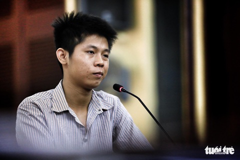 Nghi phạm thảm sát gia đình 5 người ở Bình Tân lạnh lùng hầu tòa - Ảnh 3. Nghi phạm thảm sát gia đình 5 người ở Bình Tân lạnh lùng hầu tòa - Ảnh 3.