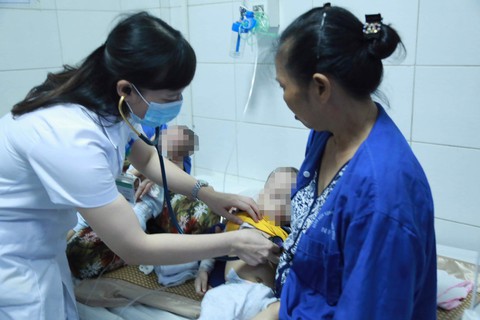 90% trẻ nhiễm bệnh sởi chưa tiêm ngừa - Ảnh 1. 90% trẻ nhiễm bệnh sởi chưa tiêm ngừa - Ảnh 1.