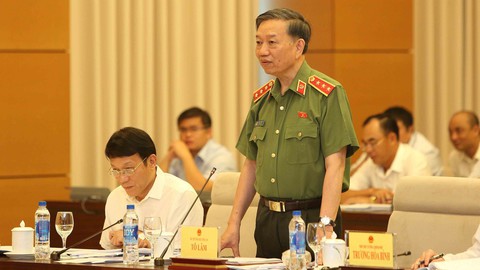 Không còn chỗ cho những Vũ nhôm - Ảnh 1. Không còn chỗ cho những Vũ nhôm - Ảnh 1.