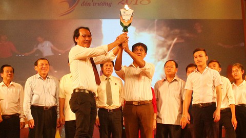 Tiếp sức đến trường 2018 tại Quảng Trị: Lan tỏa ngọn lửa yêu thương - Ảnh 1. Tiếp sức đến trường 2018 tại Quảng Trị: Lan tỏa ngọn lửa yêu thương - Ảnh 1.