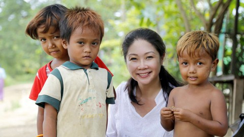 Trinh Proctor: Mọi phụ nữ đều truyền cảm hứng - Ảnh 1. Trinh Proctor: Mọi phụ nữ đều truyền cảm hứng - Ảnh 1.