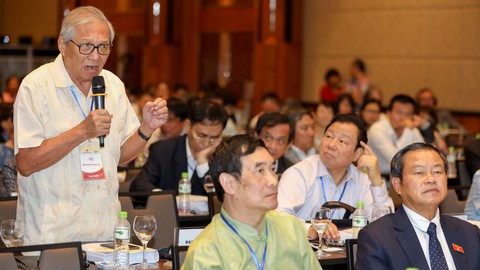 Tự chủ đại học, không thể để các trường tự bơi - Ảnh 1. Tự chủ đại học, không thể để các trường tự bơi - Ảnh 1.