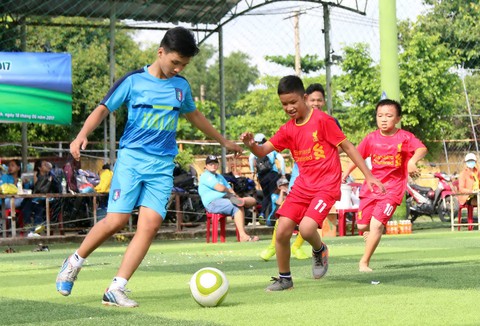 Các trung tâm đào tạo bóng đá trẻ VN còn thiếu điều gì? - Ảnh 1. Các trung tâm đào tạo bóng đá trẻ VN còn thiếu điều gì? - Ảnh 1.