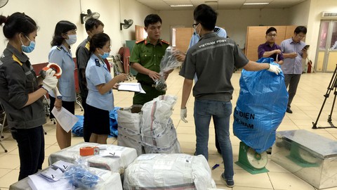 Cơn lốc ma túy thế hệ mới - Ảnh 1. Cơn lốc ma túy thế hệ mới - Ảnh 1.
