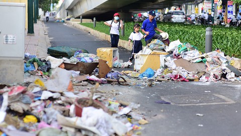 TP.HCM chung tay Làm cho thế giới sạch hơn - Ảnh 1. TP.HCM chung tay Làm cho thế giới sạch hơn - Ảnh 1.