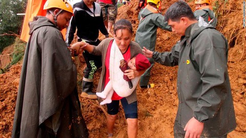 Siêu bão Mangkhut càn quét Trung Quốc - Ảnh 2. Siêu bão Mangkhut càn quét Trung Quốc - Ảnh 2.