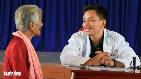 Chàng bác sĩ 9X đa tài - Ảnh 1. Chàng bác sĩ 9X đa tài - Ảnh 1.