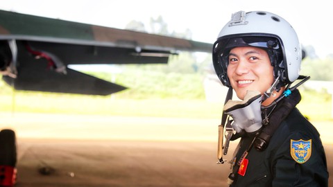 Chuyện về phi công 9X trên tiêm kích Su-30MK2 - Ảnh 1. Chuyện về phi công 9X trên tiêm kích Su-30MK2 - Ảnh 1.