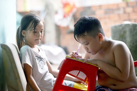 Nhí - người hùng của mẹ - Ảnh 9. Nhí - người hùng của mẹ - Ảnh 9.
