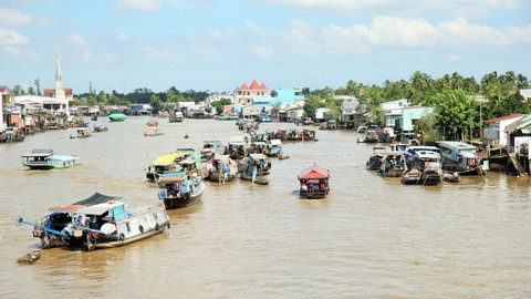 Nổi chìm chợ nổi Cái Bè - Ảnh 1. Nổi chìm chợ nổi Cái Bè - Ảnh 1.