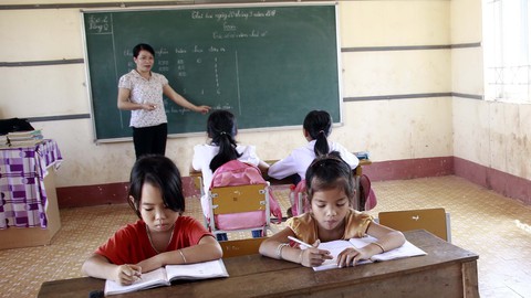 Thiếu giáo viên: trách nhiệm của ai? - Ảnh 1. Thiếu giáo viên: trách nhiệm của ai? - Ảnh 1.