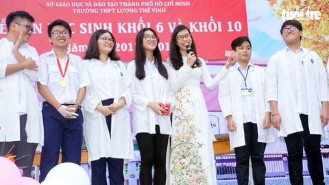 Chuẩn hiệu trưởng trường phổ thông: Buộc đầu tàu phải thay đổi - Ảnh 1. Chuẩn hiệu trưởng trường phổ thông: Buộc đầu tàu phải thay đổi - Ảnh 1.