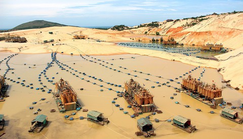 Nên cấm đào tài nguyên lên bán - Ảnh 1. Nên cấm đào tài nguyên lên bán - Ảnh 1.