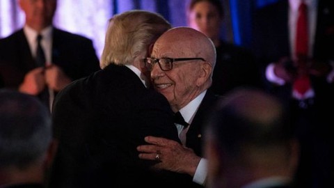 10 tiết lộ gây sốc trong quyển sách về ông Trump - Ảnh 4. 10 tiết lộ gây sốc trong quyển sách về ông Trump - Ảnh 4.