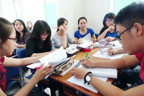Nhiều băn khoăn thay đổi đào tạo sư phạm - Ảnh 1. Nhiều băn khoăn thay đổi đào tạo sư phạm - Ảnh 1.