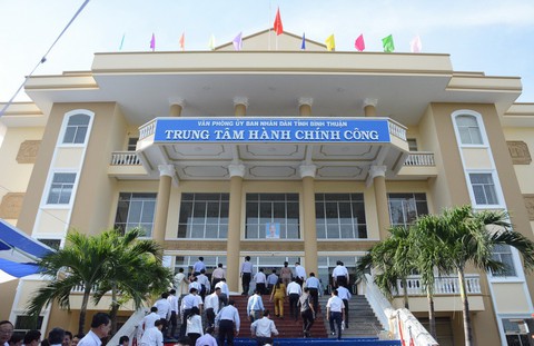 Bình Thuận đưa trung tâm hành chính công vào hoạt động - Ảnh 2. Bình Thuận đưa trung tâm hành chính công vào hoạt động - Ảnh 2.