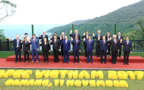 Thế giới năm 2018 ra sao trong mắt chuyên gia Việt Nam? - Ảnh 1. Thế giới năm 2018 ra sao trong mắt chuyên gia Việt Nam? - Ảnh 1.