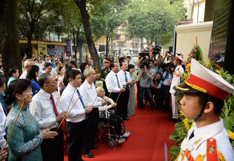Khánh thành bia tưởng niệm chiến sĩ hi sinh trận Mậu thân 1968 - Ảnh 5. Khánh thành bia tưởng niệm chiến sĩ hi sinh trận Mậu thân 1968 - Ảnh 5.