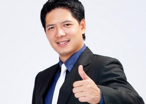 Khải Hưng mong đường tắc - Bình Minh kiếm show bù vé máy bay - Ảnh 4. Khải Hưng mong đường tắc - Bình Minh kiếm show bù vé máy bay - Ảnh 4.