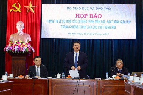 Dự kiến tháng 4-2018 ban hành chương trình môn học mới - Ảnh 1. Dự kiến tháng 4-2018 ban hành chương trình môn học mới - Ảnh 1.