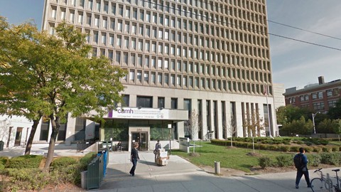 Người giấu tên tặng bệnh viện Canada 100 triệu USD - Ảnh 1. Người giấu tên tặng bệnh viện Canada 100 triệu USD - Ảnh 1.