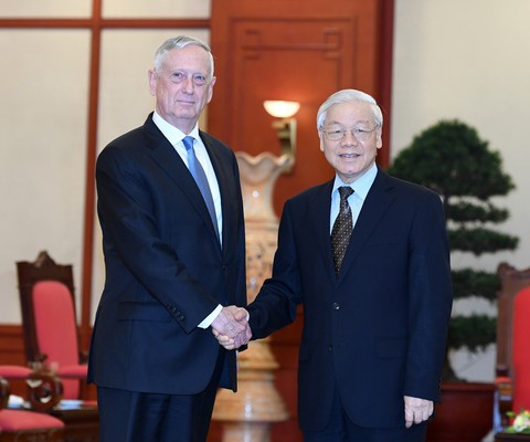 Một ngày của Bộ trưởng Quốc phòng Mỹ James Mattis ở Hà Nội - Ảnh 1. Một ngày của Bộ trưởng Quốc phòng Mỹ James Mattis ở Hà Nội - Ảnh 1.
