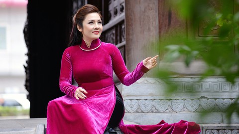 Diệu Hương góp thêm vốn quý vào ca Huế với Mười thương - Ảnh 1. Diệu Hương góp thêm vốn quý vào ca Huế với Mười thương - Ảnh 1.