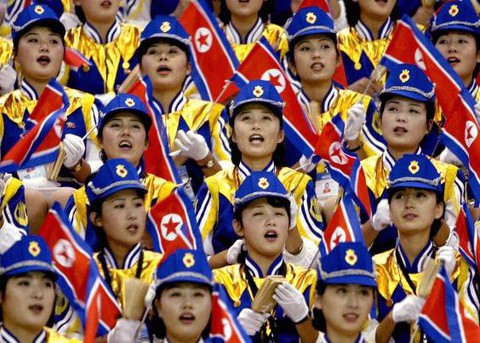Ngắm binh đoàn mỹ nữ Triều Tiên trong các kỳ thể thao - Ảnh 2. Ngắm binh đoàn mỹ nữ Triều Tiên trong các kỳ thể thao - Ảnh 2.