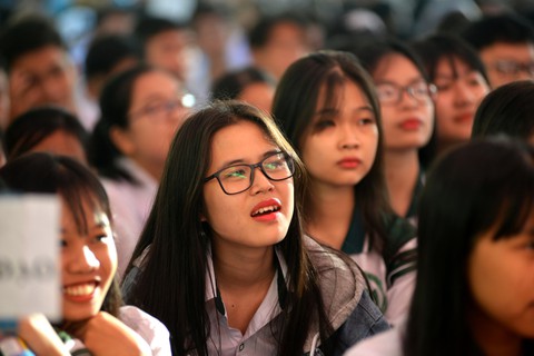 Đề thi THPT quốc gia 2018 sẽ tăng số câu hỏi phân hóa - Ảnh 4. Đề thi THPT quốc gia 2018 sẽ tăng số câu hỏi phân hóa - Ảnh 4.