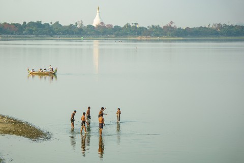 Đi Mandalay ngắm hoàng hôn ở cầu U Bein - Ảnh 12. Đi Mandalay ngắm hoàng hôn ở cầu U Bein - Ảnh 12.