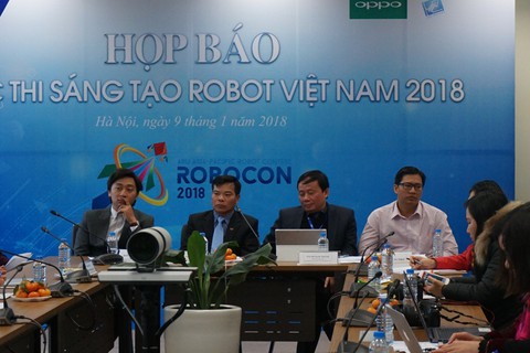 Robocon 2018: robot tranh tài ném còn - Ảnh 1. Robocon 2018: robot tranh tài ném còn - Ảnh 1.