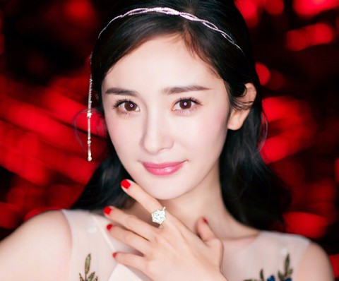 Lưu Diệc Phi, Triệu Lệ Dĩnh... phủ sóng màn ảnh Hoa ngữ - Ảnh 5. Lưu Diệc Phi, Triệu Lệ Dĩnh... phủ sóng màn ảnh Hoa ngữ - Ảnh 5.