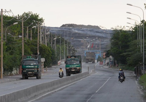 Bãi rác Đa Phước chậm khắc phục vi phạm môi trường - Ảnh 2. Bãi rác Đa Phước chậm khắc phục vi phạm môi trường - Ảnh 2.