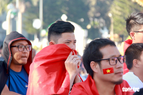 Người hâm mộ cuồng nhiệt cùng U23 Việt Nam trong trận bán kết lịch sử - Ảnh 32. Người hâm mộ cuồng nhiệt cùng U23 Việt Nam trong trận bán kết lịch sử - Ảnh 32.