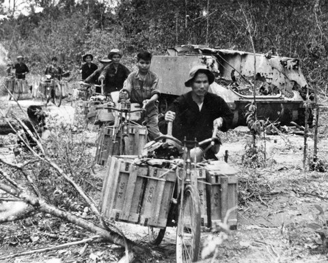 Bộ ảnh đặc biệt năm Mậu Thân 1968 của quân đội Mỹ - Ảnh 27. Bộ ảnh đặc biệt năm Mậu Thân 1968 của quân đội Mỹ - Ảnh 27.