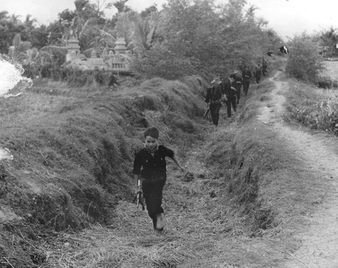 Bộ ảnh đặc biệt năm Mậu Thân 1968 của quân đội Mỹ - Ảnh 8. Bộ ảnh đặc biệt năm Mậu Thân 1968 của quân đội Mỹ - Ảnh 8.