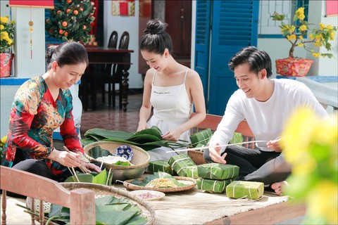 Quán quân Tình Bolero 2017 Hà Thu tung MV Xuân đẹp làm sao - Ảnh 5. Quán quân Tình Bolero 2017 Hà Thu tung MV Xuân đẹp làm sao - Ảnh 5.