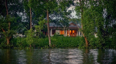 Báo Mỹ tư vấn trải nghiệm khách sạn mới mở Azerai Cần Thơ - Ảnh 1. Báo Mỹ tư vấn trải nghiệm khách sạn mới mở Azerai Cần Thơ - Ảnh 1.